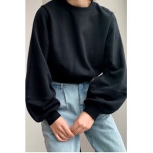 Oak and Fort black cropped sweatshirt